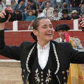 Noelia Mota bullfighter